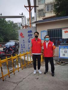 市文旅集團一線戰“疫”之：“帥飛了”組合秒變“救火勇士”，“暖心”大白全心全意為居民服務